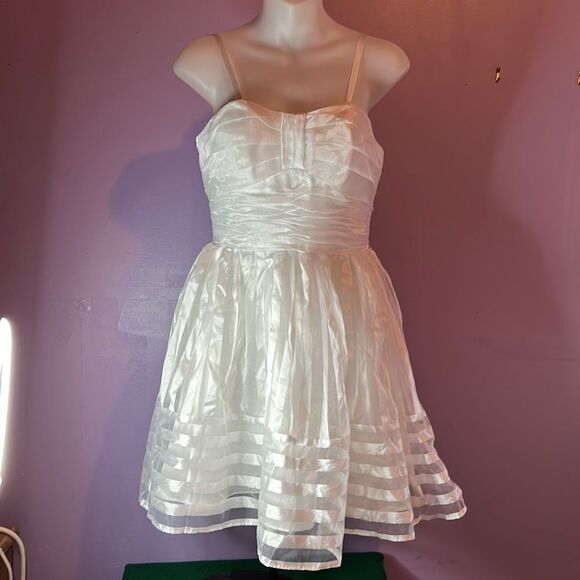 "Morgan & Co. White Cocktail Party Dress Women's Size 7/8 Elegant Formal - Picture 1 of 5